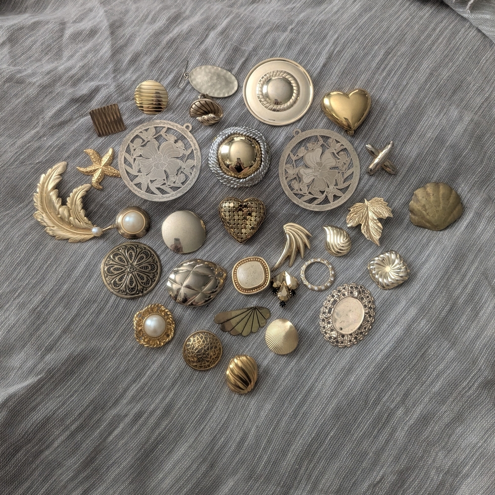 Vintage Gold Craft Jewelry Mix